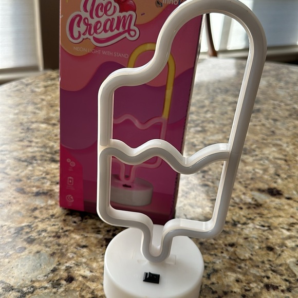 New Ice Cream Neon Light with Stand - Picture 2 of 7